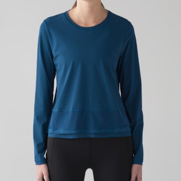 Lululemon Sole Training Long Sleeve - Picture 1 of 6